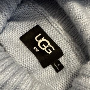 UGG Light Gray Knit Sweater